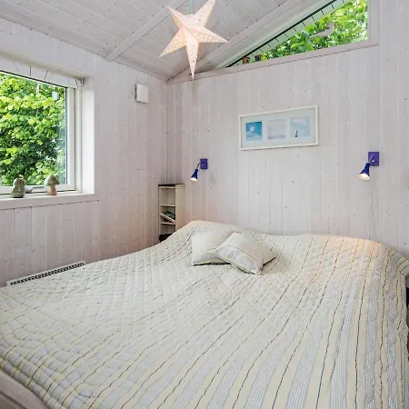 Semesterbostad 5 Person Holiday In *